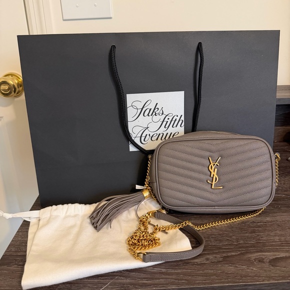YSL Mini Lou Bag with Saks Paper Bag - Picture 3 of 17